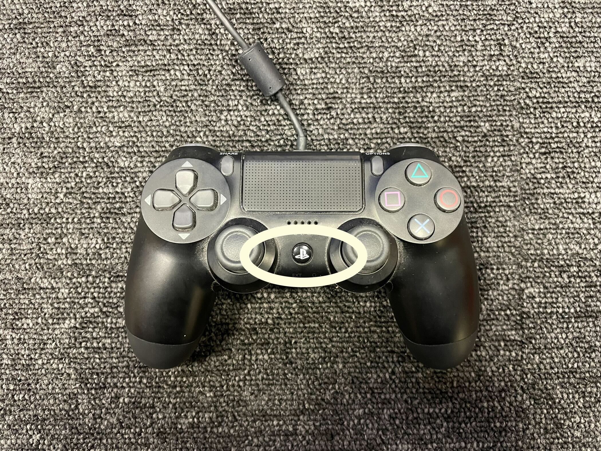 Turn off the PS4 by holding down the power button for at least seven seconds until it beeps twice.
Connect the PS4 controller to the PS4 with a USB cable.